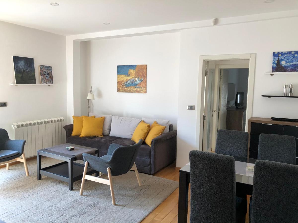 Modern 1 Bed Apartment, Near Shopping Mall Stadion Belgrad